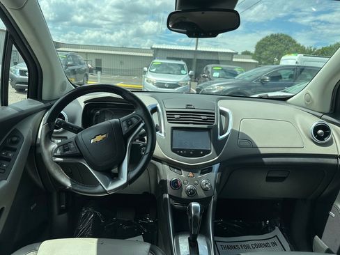 Used 2015 Chevrolet Trax LTZ FWD image 9