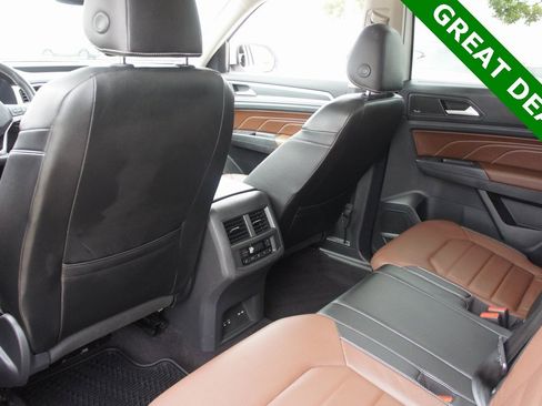 Used 2021 Volkswagen Atlas SEL Premium w/ MDO Package (Bench Seat) image 35