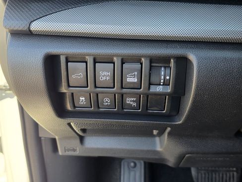 Used 2019 Subaru Forester Limited w/ Popular Package #3 image 24