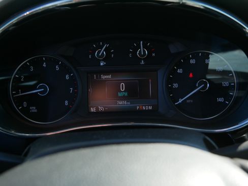 Used 2022 Buick Encore Preferred w/ Safety Package AWD/4WD image 30