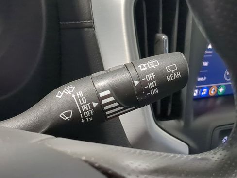 Used 2023 GMC Terrain SLE w/ Driver Convenience Package image 31