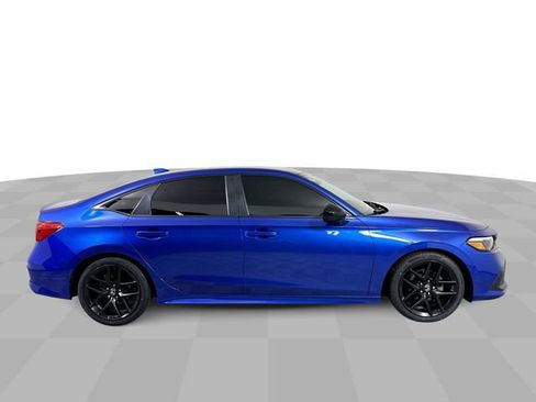 Used 2023 Honda Civic Sport image 9