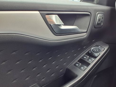 Used 2020 Ford Escape SEL AWD/4WD image 20