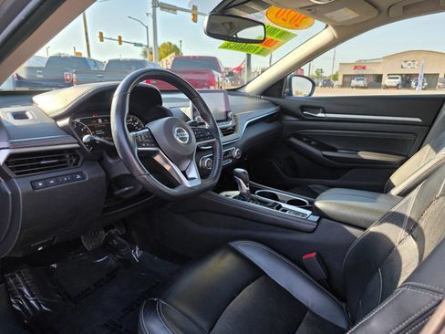 Used 2020 Nissan Altima 2.5 SL FWD image 21