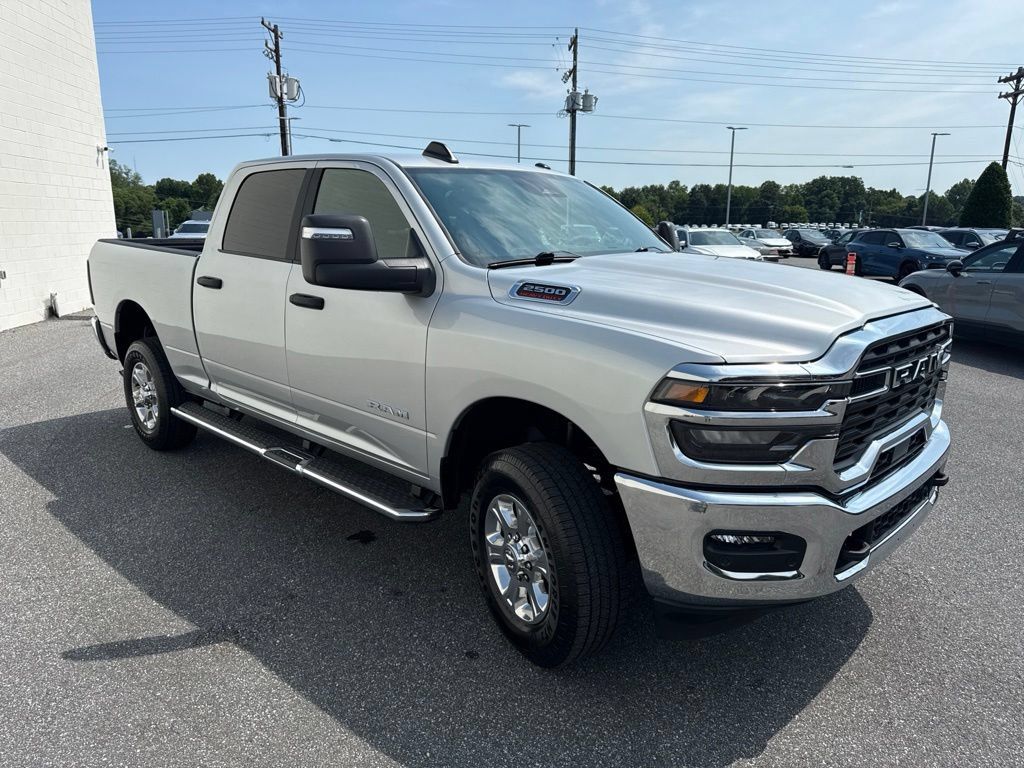 Used 2026 RAM 2500 Big Horn AWD/4WD image 3