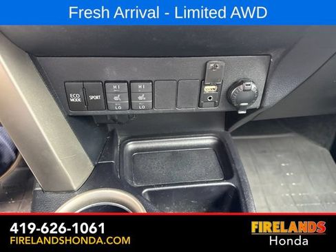 Used 2015 Toyota RAV4 Limited w/ Technology Package AWD/4WD image 27