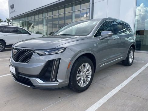 Certified 2024 Cadillac XT6 Luxury w/ LPO, Floor Liner Package image 3