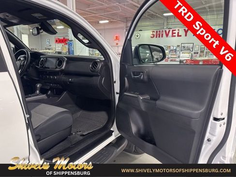 Used 2023 Toyota Tacoma TRD Sport image 36