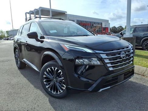 New 2026 Nissan Rogue Platinum AWD/4WD image 1