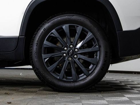 Used 2022 Chevrolet Traverse RS FWD image 43