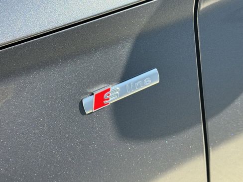 Used 2024 Audi Q5 2.0T Prestige image 8