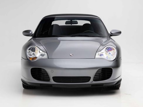 Used 2004 Porsche 911 Carrera 4 AWD/4WD image 25