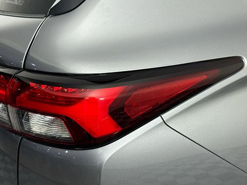 Used 2023 Mitsubishi Outlander Ralliart image 33