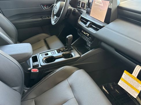 New 2026 Subaru Outback Touring XT AWD/4WD image 17