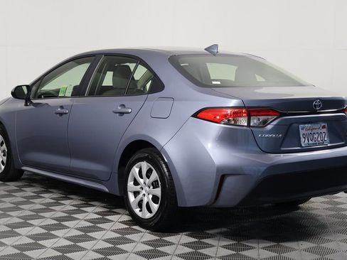 Used 2025 Toyota Corolla LE image 6