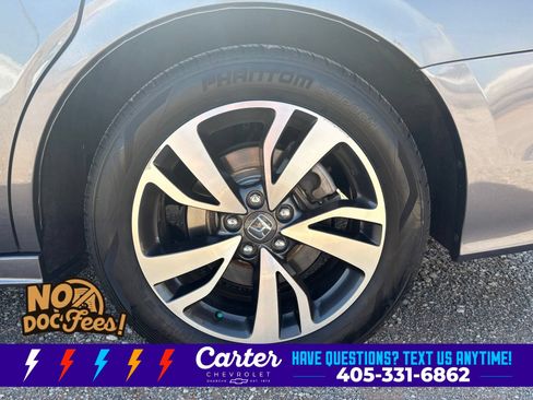 Used 2021 Honda Odyssey Touring image 12