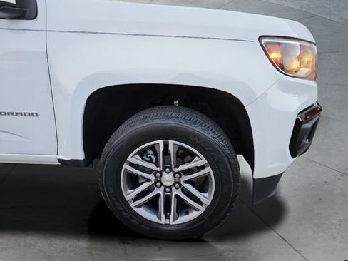 Certified 2022 Chevrolet Colorado W/T w/ Custom Special Edition image 28