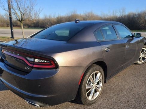 Used 2021 Dodge Charger SXT image 5