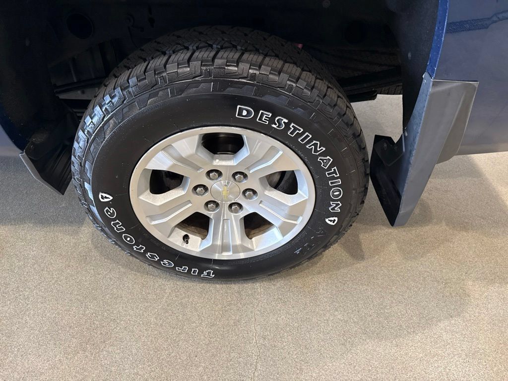 Used 2018 Chevrolet Silverado 1500 LT w/ All Star Edition AWD/4WD image 10