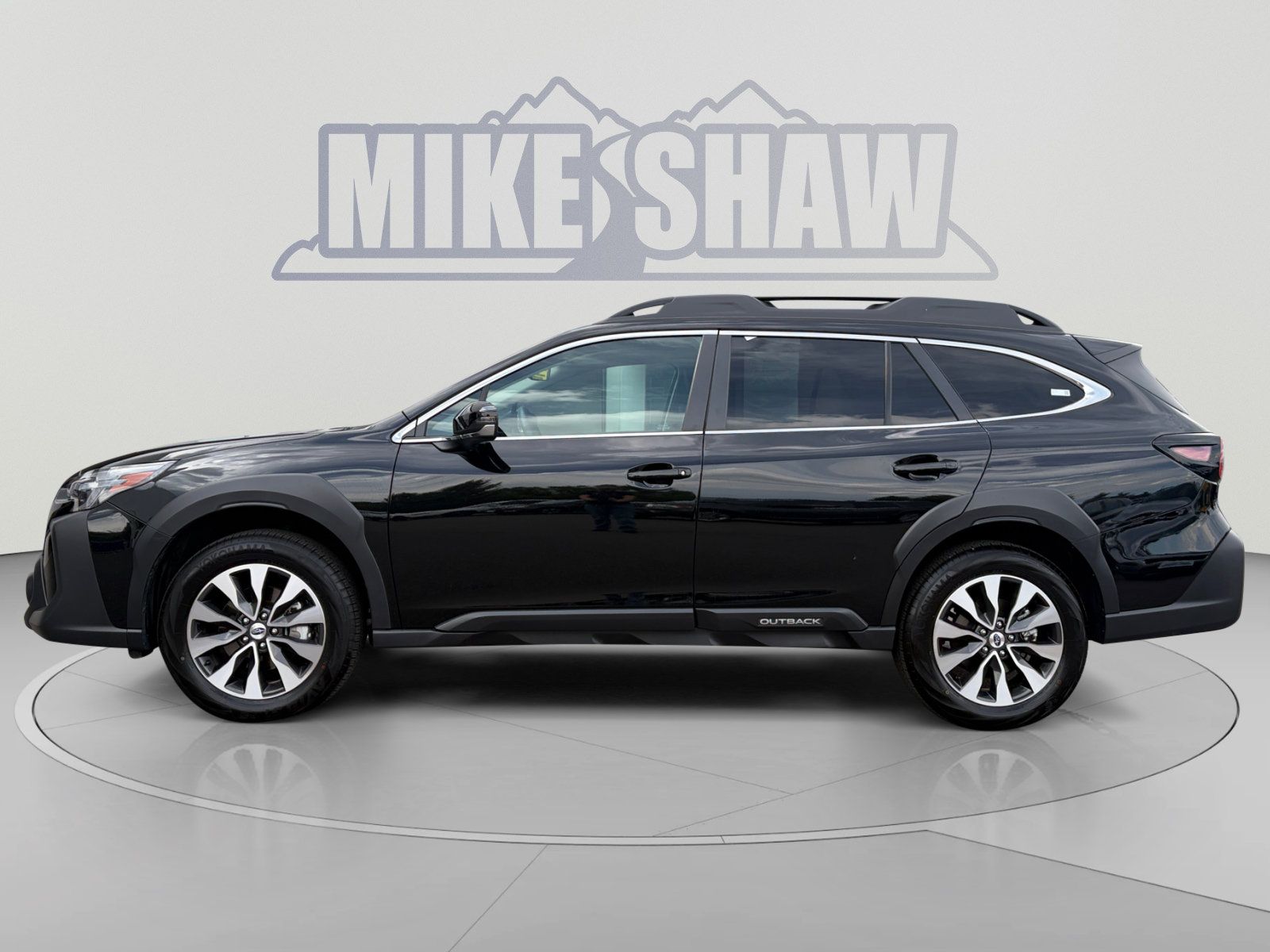Certified 2025 Subaru Outback Limited AWD/4WD image 2