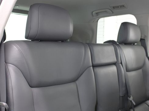 Used 2009 Lexus LX 570 4WD image 48