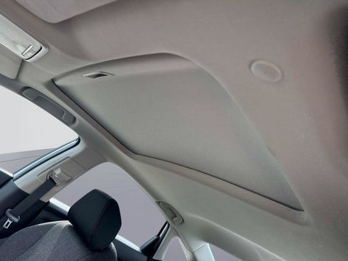 Certified 2024 Honda Accord EX image 30