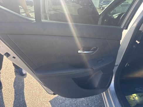 Used 2023 Nissan Sentra S image 18