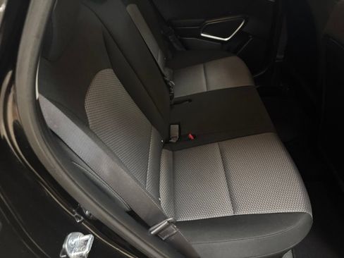 Used 2023 Kia Soul LX w/ LX Technology Package FWD image 24