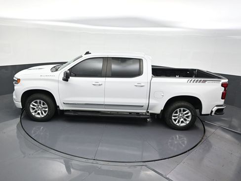Used 2024 Chevrolet Silverado 1500 RST image 16