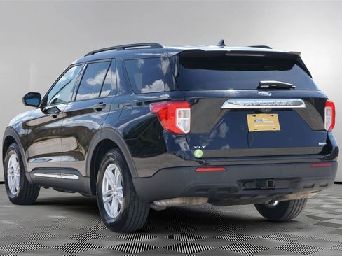 Used 2020 Ford Explorer XLT w/ Comfort Package RWD image 6