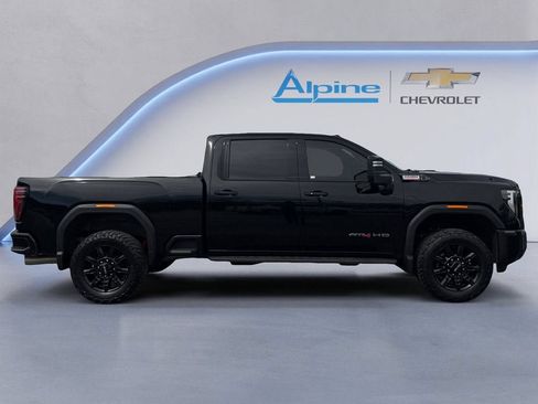 Used 2024 GMC Sierra 2500 AT4 w/ AT4 Premium Plus Package AWD/4WD image 6