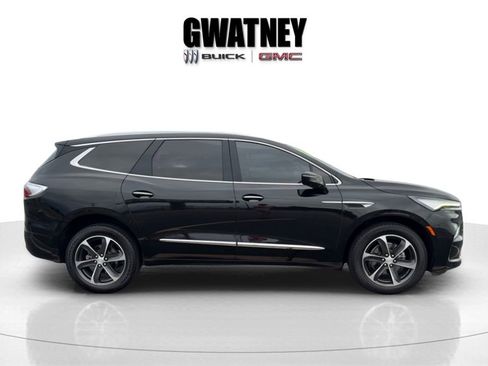 Used 2022 Buick Enclave Essence w/ Experience Buick Package image 8