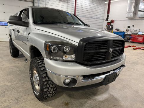 Used 2006 Dodge Ram 2500 Truck SLT w/ Quad Cab Big Horn Value Group image 1