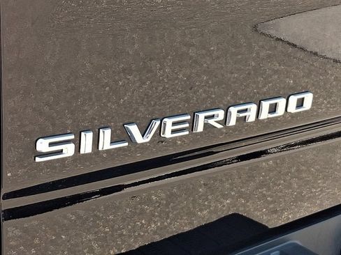 Used 2023 Chevrolet Silverado 1500 RST w/ Z71 Off-Road Package AWD/4WD image 32