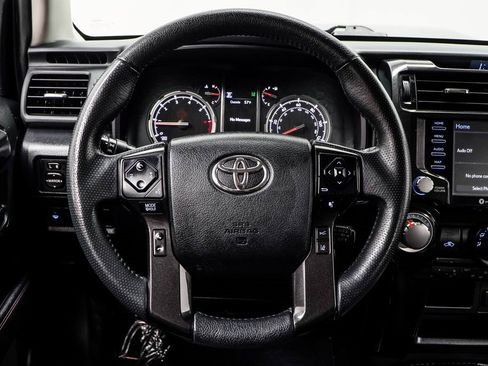 Used 2021 Toyota 4Runner TRD Off-Road Premium image 18