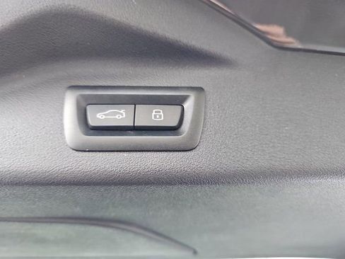 Used 2024 BMW X7 xDrive40i w/ M Sport Package image 15