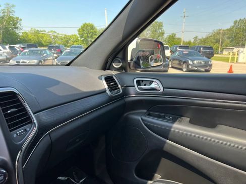 Used 2018 Jeep Grand Cherokee High Altitude AWD/4WD image 20