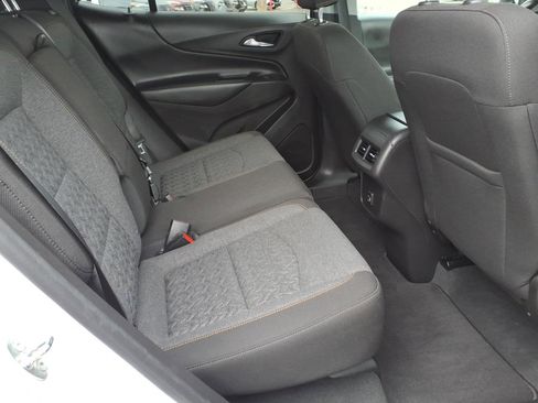 Used 2022 Chevrolet Equinox LT AWD/4WD image 25