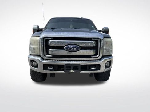 Used 2015 Ford F250 Lariat w/ Chrome Package AWD/4WD image 3