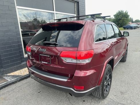 Used 2018 Jeep Grand Cherokee Limited AWD/4WD image 8