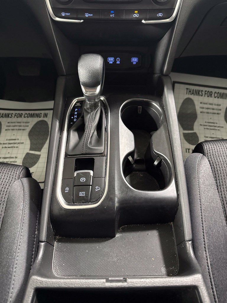 Used 2020 Hyundai Santa Fe SE AWD/4WD image 25