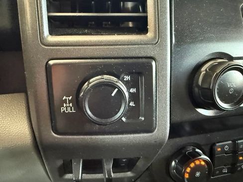 Used 2022 Ford F350 XL w/ Power Equipment Group AWD/4WD image 21