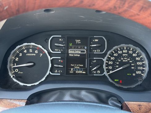 Used 2021 Toyota Tundra 1794 Edition AWD/4WD image 31