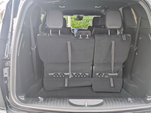 New 2026 Chrysler Pacifica Select image 13