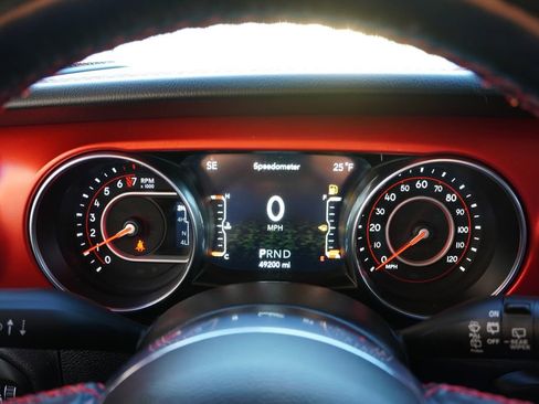 Certified 2021 Jeep Wrangler Unlimited Rubicon image 34