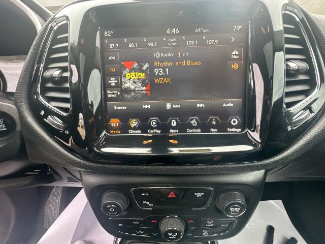 Used 2018 Jeep Compass Limited w/ Navigation Group AWD/4WD image 19
