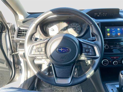 Used 2023 Subaru Crosstrek 2.0i Premium image 11