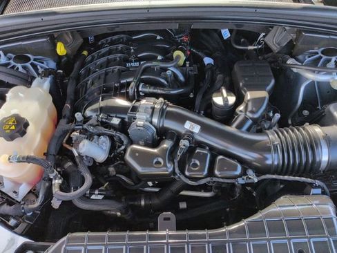 Certified 2024 Jeep Grand Cherokee L Laredo image 30