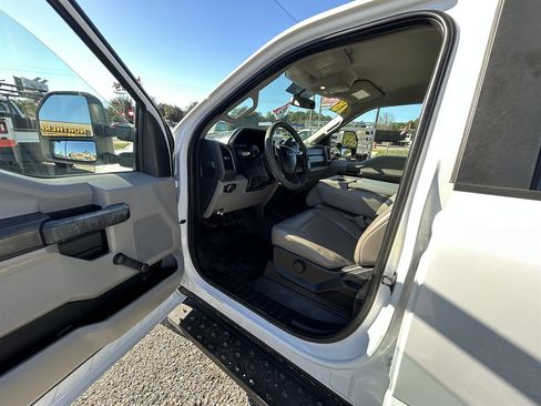 Used 2018 Ford F250 XL image 10