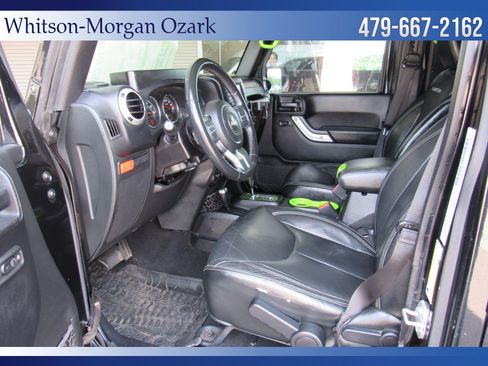 Used 2016 Jeep Wrangler Unlimited Rubicon AWD/4WD image 23